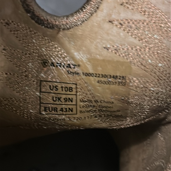 Ariat Heritage Roughstock Western Boot - Gently Worn - Like New - Picture 8 of 8